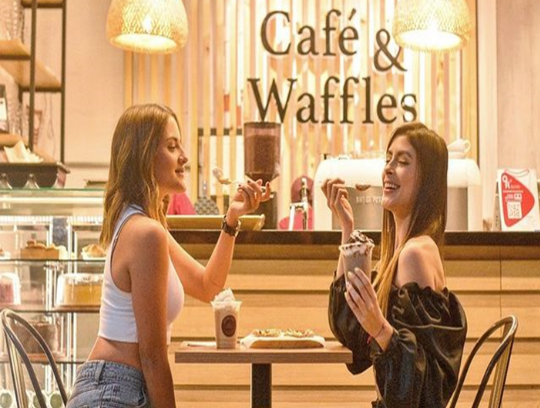 Dos Molinos son tiendas de café que vende productos tradicionales como